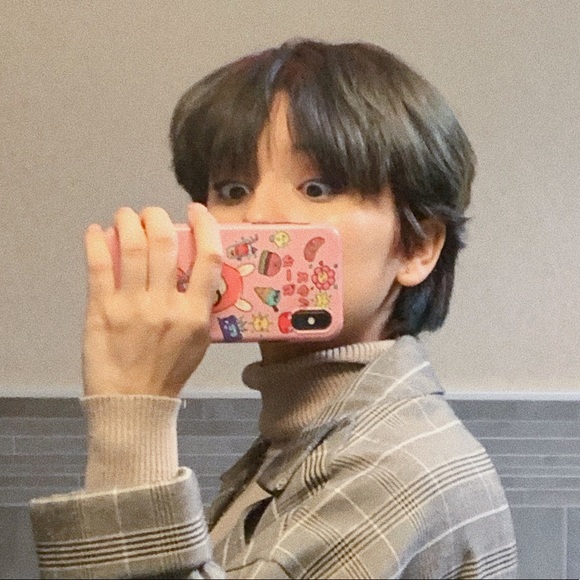 Meet your Posher, Karen - Picture 1 of 1